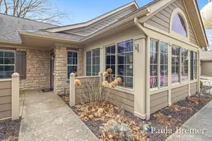 856 Bridge Crest Dr SE, Ada, MI 49301 - Photo 4