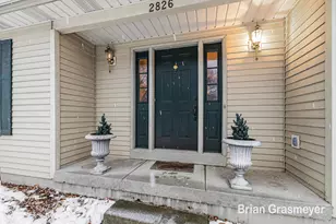 2826 Alger St SE, Grand Rapids, MI 49546 - Photo 2