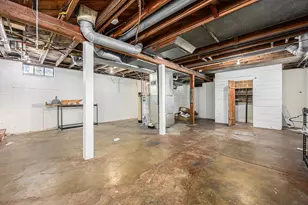 1209 Cambridge Dr, Kalamazoo, MI 49001 - Photo 20