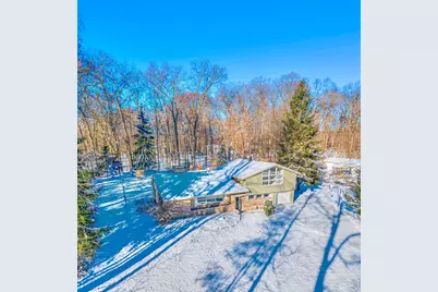 2780 Brookside Boulevard, Jackson, MI 49203 - Photo 2