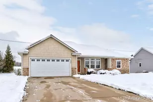 1398 Fluorite Ave, Zeeland, MI 49464 - Photo 2