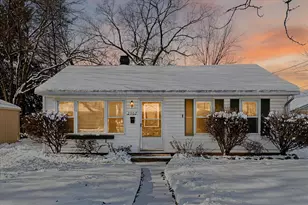 2902 Emerald Dr, Kalamazoo, MI 49001 - Photo 2