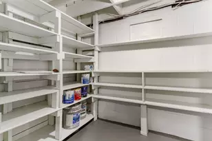 911 Napier Ave, Saint Joseph, MI 49085 - Photo 48