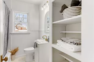 911 Napier Ave, Saint Joseph, MI 49085 - Photo 28