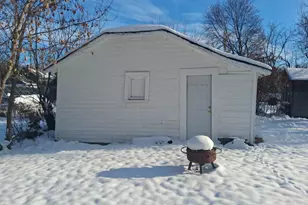 604 Homewild Ave, Jackson, MI 49201 - Photo 12