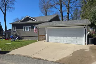 4325 Indian Isle St, Battle Creek, MI 49017 - Photo 2