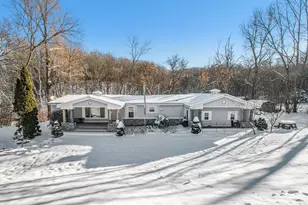 2348 Segwun Ave SE, Lowell, MI 49331 - Photo 4