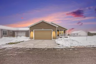 5219 Hollow Ln, Holland, MI 49423 - Photo 1