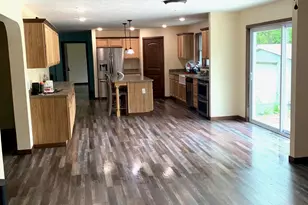 33067 School St, Dowagiac, MI 49047 - Photo 10