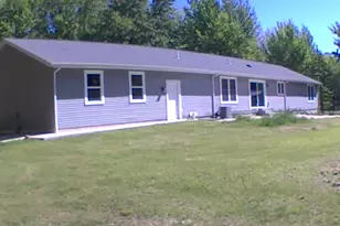 33067 School St, Dowagiac, MI 49047 - Photo 4