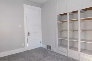 38 East Ave N, Battle Creek, MI 49017 - Photo 14