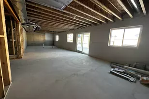 8288 Eagle Peak Dr, Jenison, MI 49428 - Photo 20