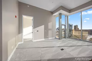 335 Bridge St NW, Grand Rapids, MI 49504 - Photo 14