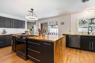 2146 Treehaven Dr, Kalamazoo, MI 49008 - Photo 8