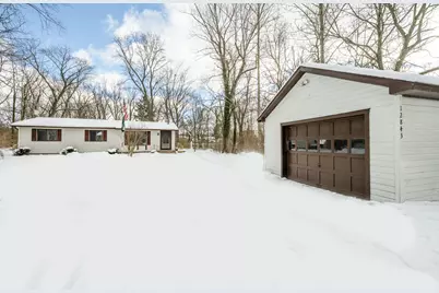 12843 S Wolcott Avenue, Sawyer, MI 49125 - Photo 2