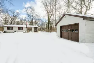 12843 S Wolcott Ave, Sawyer, MI 49125 - Photo 2