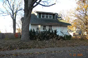 314 N 6th St, Niles, MI 49120 - Photo 1