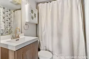 243 W 14th St, Holland, MI 49423 - Photo 12