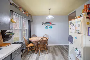 617 N Gordon St, Marshall, MI 49068 - Photo 6