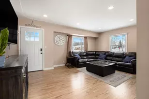 1714 Providence St NE, Grand Rapids, MI 49525 - Photo 4