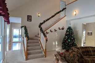 1040 N Robinhood Dr, Muskegon, MI 49445 - Photo 10
