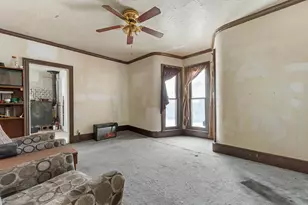 76 Budlong St, Hillsdale, MI 49242 - Photo 4