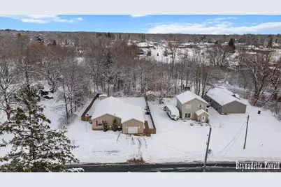 134 N 5th Street NE, Cedar Springs, MI 49319 - Photo 32