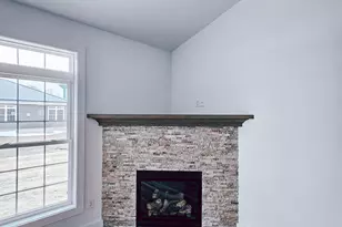 246 Glei Ct, Hillsdale, MI 49242 - Photo 10