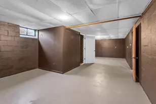 1302 Elmwood Ave, Jackson, MI 49203 - Photo 22