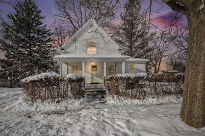 718 Center Street, Jackson, MI 49202 - Photo 2
