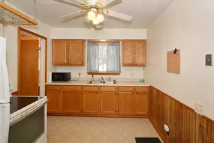 9247 Oakland Dr, Portage, MI 49024 - Photo 10