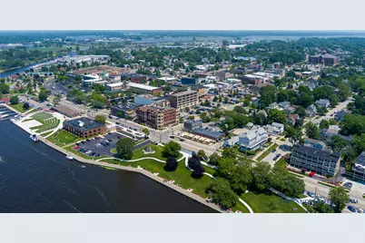 218 S Harbor Drive #202, Grand Haven, MI 49417 - Photo 4