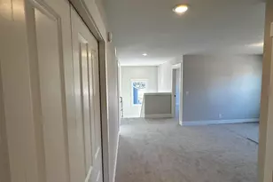 562 Lincoln Lawns Dr NW, Walker, MI 49534 - Photo 18