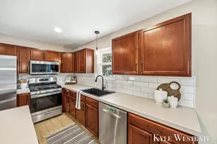 4025 Timberland Dr SE, Grand Rapids, MI 49508 - Photo 16