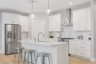 10137 Strawberry Ln, Zeeland, MI 49464 - Photo 16