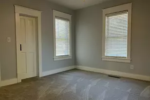 460 E Chicago St, Jonesville, MI 49250 - Photo 10