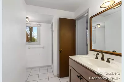 1010 Cherrywood Lane NE, Grand Rapids, MI 49505 - Photo 30