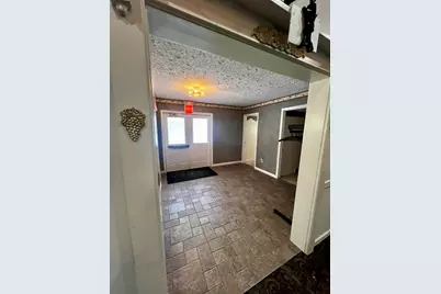 526 Fairyland Avenue, Jackson, MI 49202 - Photo 10