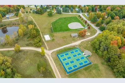6754 Club House Drive E, Stanwood, MI 49346 - Photo 8