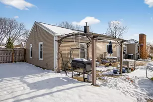 8815 Marlowe Ave, Plymouth, MI 48170 - Photo 38