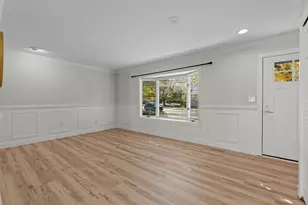 230 Selkirk St, Canton, MI 48187 - Photo 4