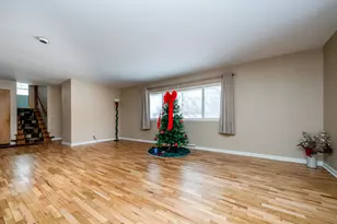 4759 Paw Paw Lake Rd, Coloma, MI 49038 - Photo 8