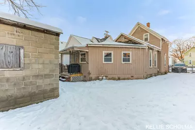 560 Lane Avenue NW, Grand Rapids, MI 49504 - Photo 8