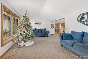 6518 Kingtree Dr SW, Byron Center, MI 49315 - Photo 4