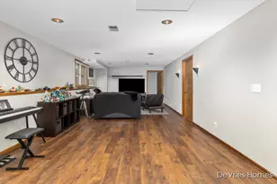 6518 Kingtree Dr SW, Byron Center, MI 49315 - Photo 14