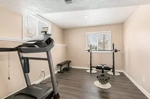 2432 Eastwinde Ct NW, Grand Rapids, MI 49504 - Photo 24