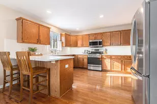 2432 Eastwinde Ct NW, Grand Rapids, MI 49504 - Photo 10