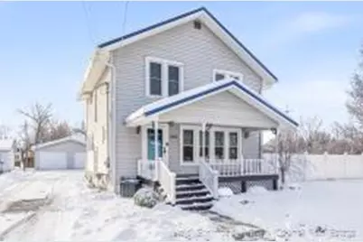 312 E Clinton Street, Hastings, MI 49058 - Photo 2