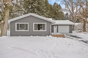 6240 E Holton Whitehall Rd, Holton, MI 49425 - Photo 2