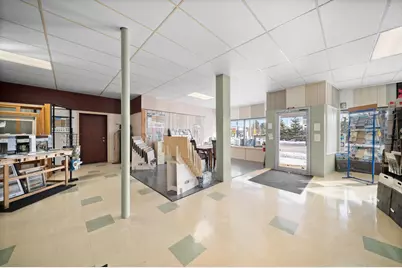 3955 W River Drive NE, Comstock Park, MI 49321 - Photo 10